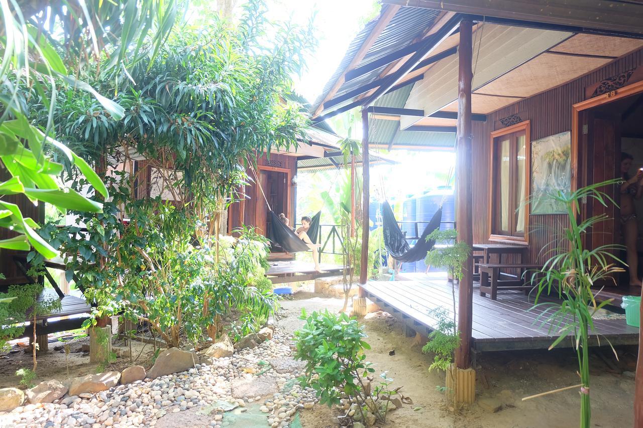 Tropical Garden Bungalow Koh Koh Phi Phi Don Extérieur photo